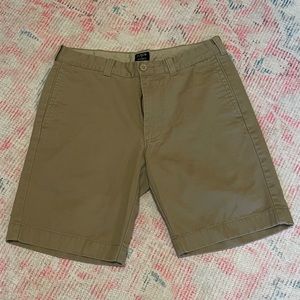 J. Crew men's Gramercy shorts size 31